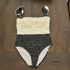 Summersalt size 10 swimsuit